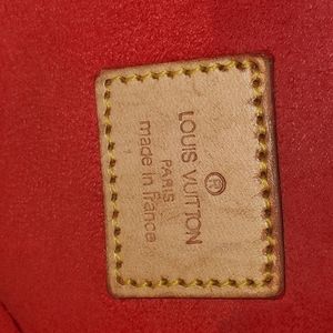 Vintage AUTHENTIC Louis Vuitton handbag